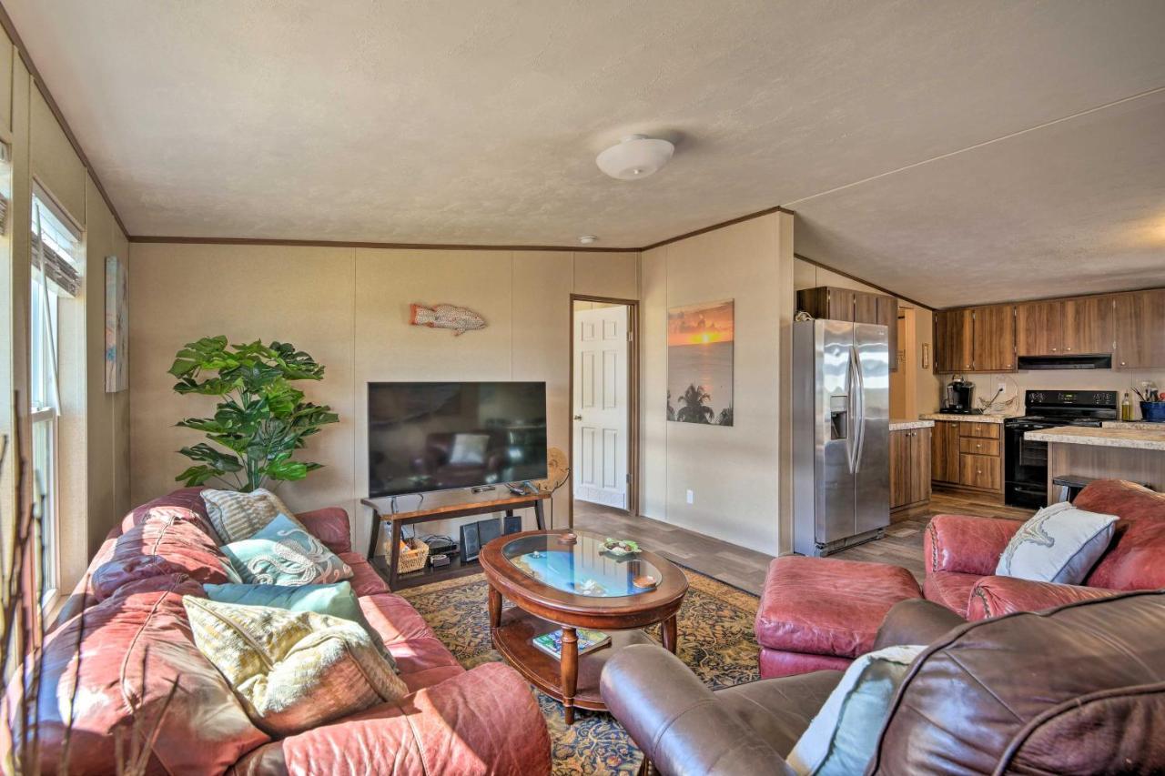 Quaint Port Oconnor Home - 3 Mi To Beach! Port O'Connor Екстериор снимка