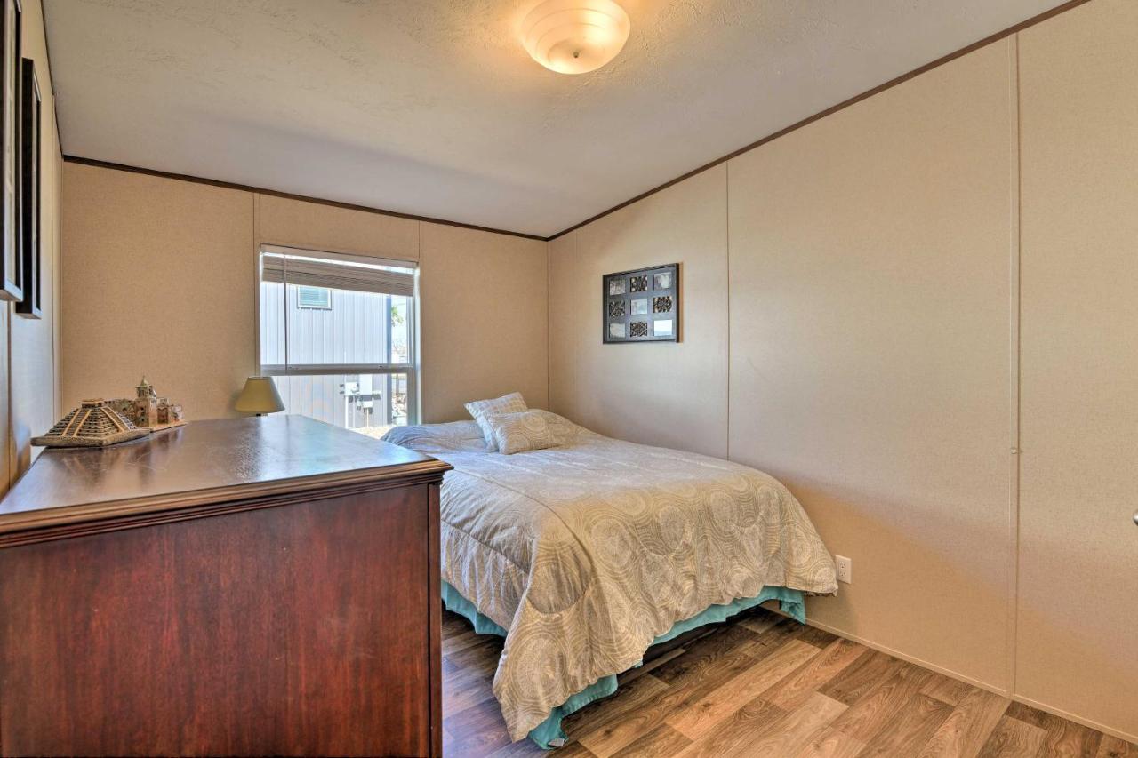 Quaint Port Oconnor Home - 3 Mi To Beach! Port O'Connor Екстериор снимка