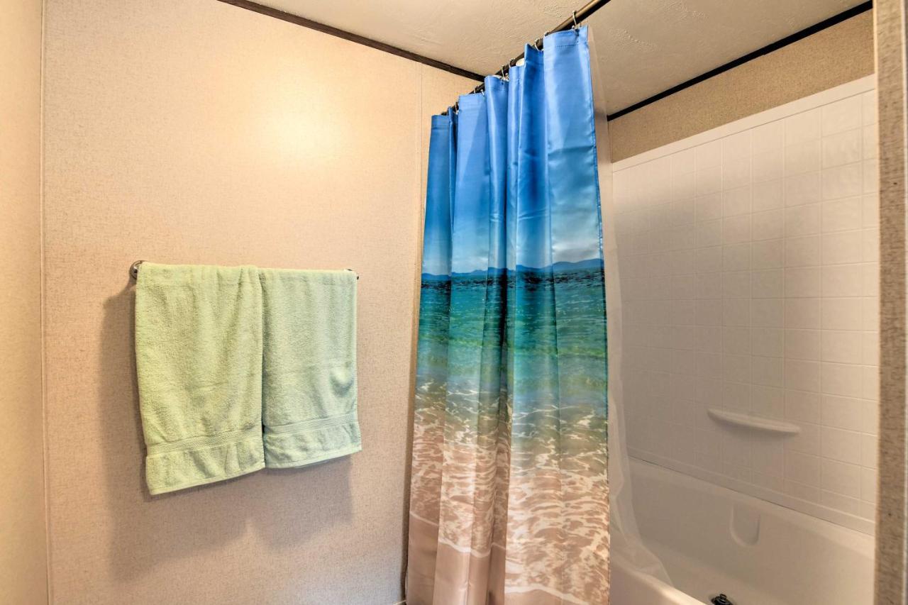 Quaint Port Oconnor Home - 3 Mi To Beach! Port O'Connor Екстериор снимка